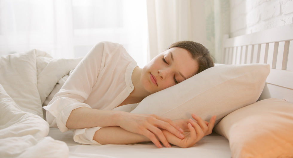 Cuscini per il letto: modelli, caratteristiche, prezzo e guida alla scelta