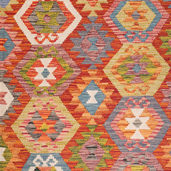 tappeto collezione antalya leon trama